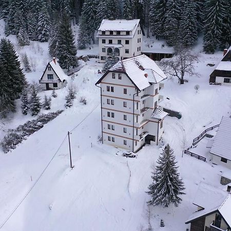 Apartment Petrovic Kopaonik Extérieur photo