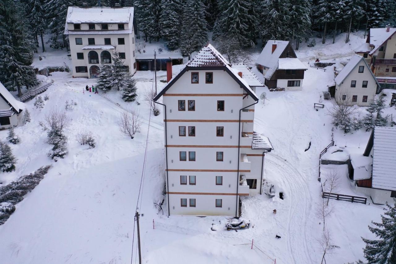 Apartment Petrovic Kopaonik Extérieur photo